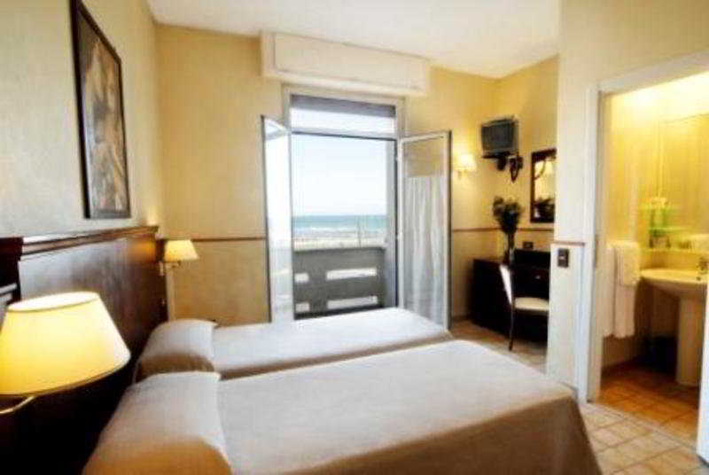 Hotel Belvedere Λίντο ντι Όστια Δωμάτιο φωτογραφία